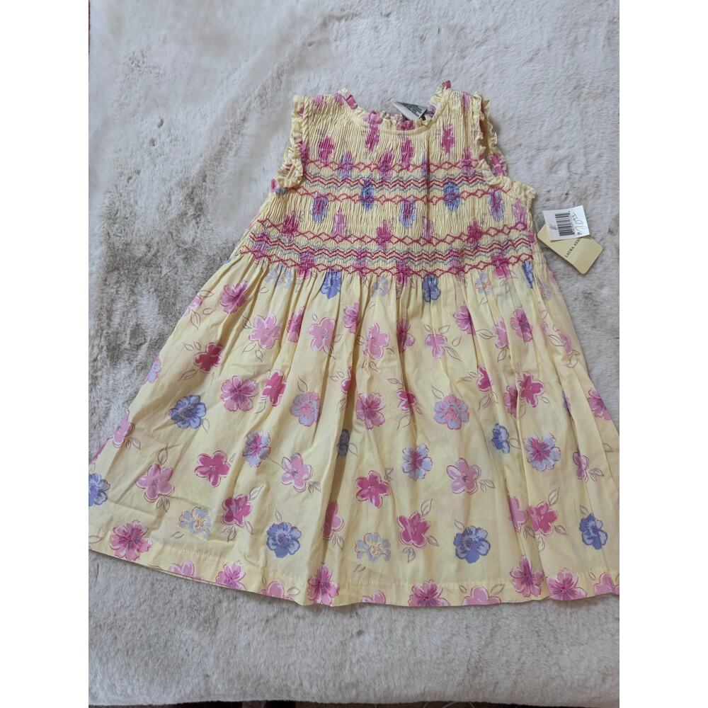 Vintage Laura Ashley Pale Yellow Smocked Floral Dress NWT size 2T
